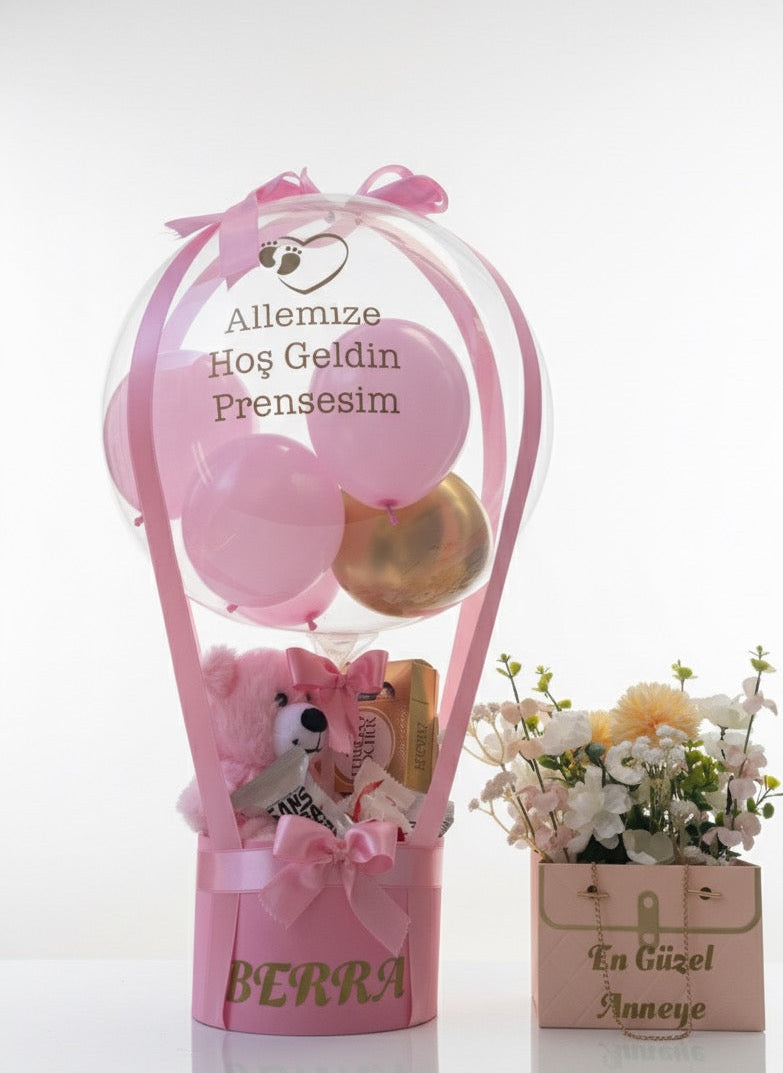 Yeni Doğan Hediye Seti – Kişiye Özel Balon ve Çiçek Kutusu