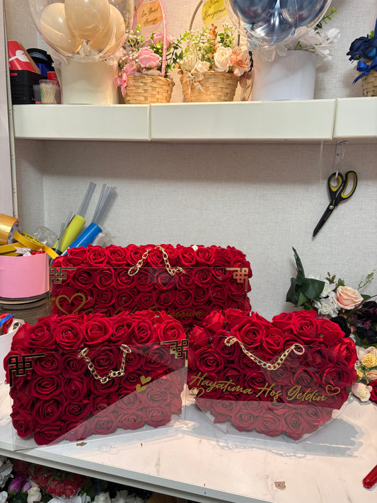 Dünyanın En Güzel Kadınına – 75 Gül VIP Tasarım