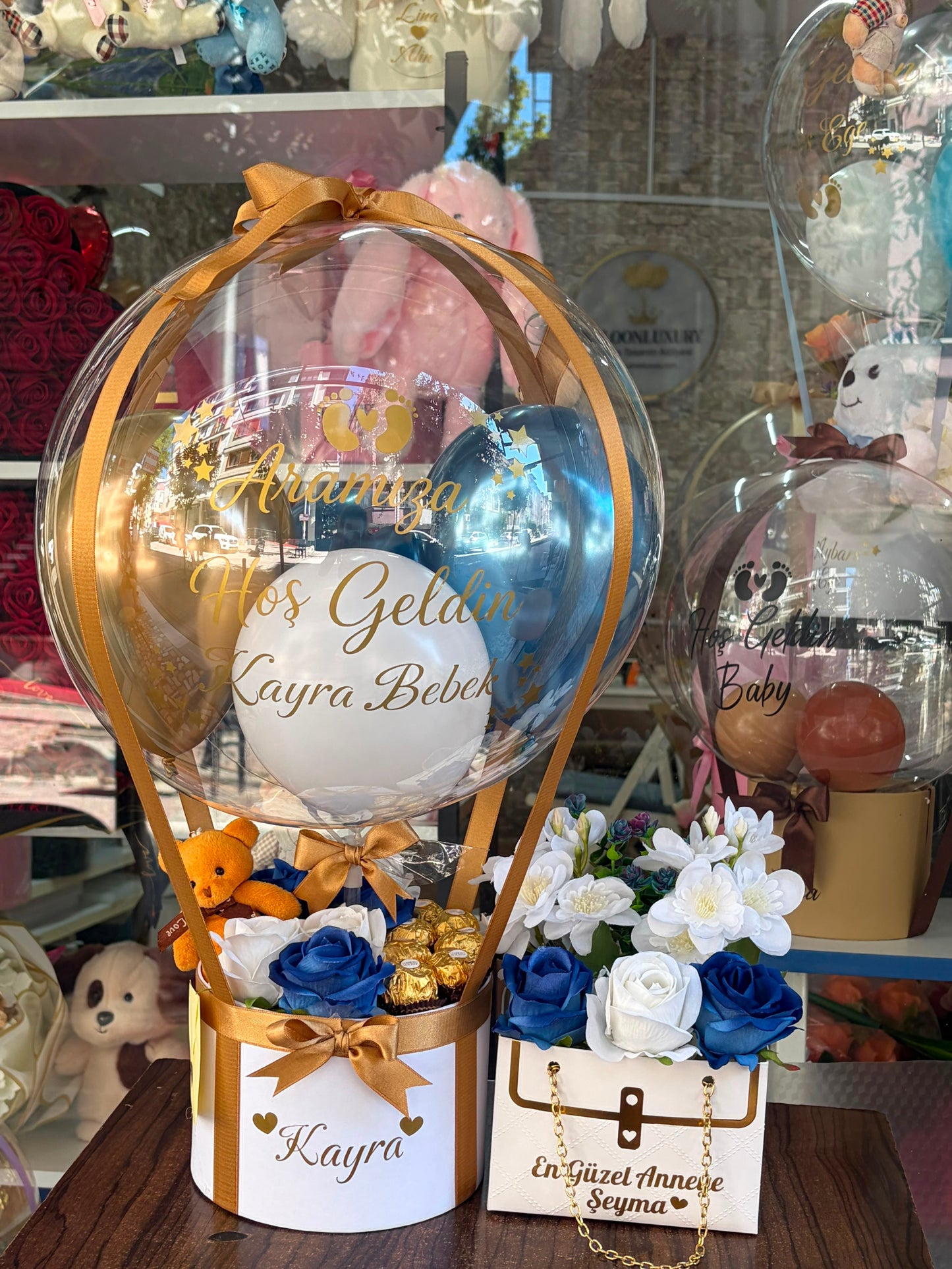 Golden Blue Elegance – Kişiye Özel Lüks Balon Hediye Seti