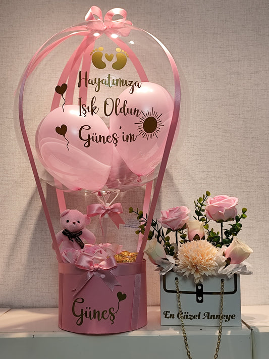 Çikolatalı Yeni Doğan Hediye Seti – Pembe Balon Kutusu (Ferrero & Kadife Gül)