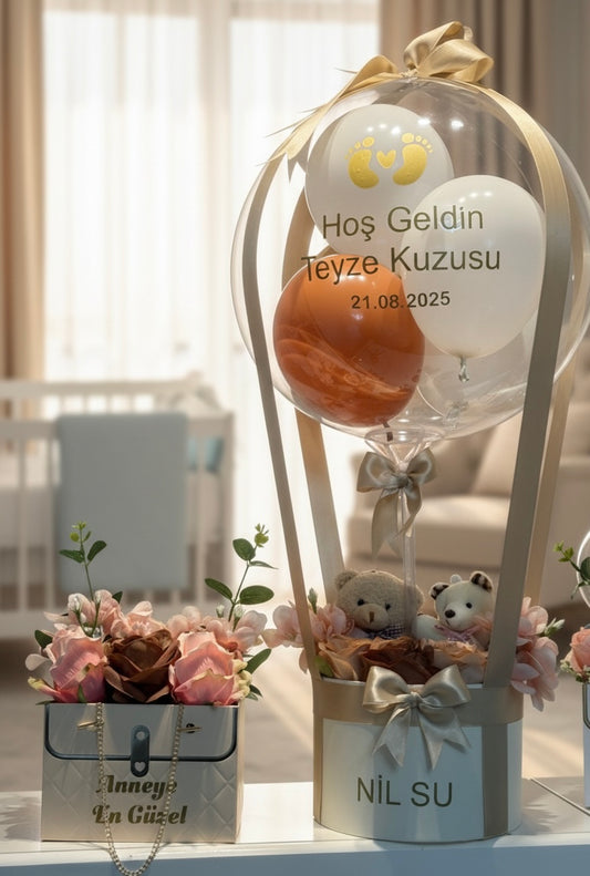 Hoş Geldin Bebek Balon Kutusu – İsimli, Peluş Ayıcık ve Çiçekli Lüks Tasarım