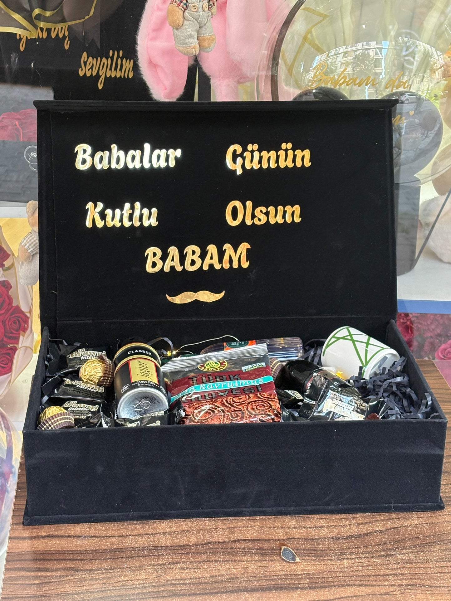 Babalar Günü Hediye Kutusu – Türk Kahveli ve Çikolatalı Premium Erkek Hediye Seti
