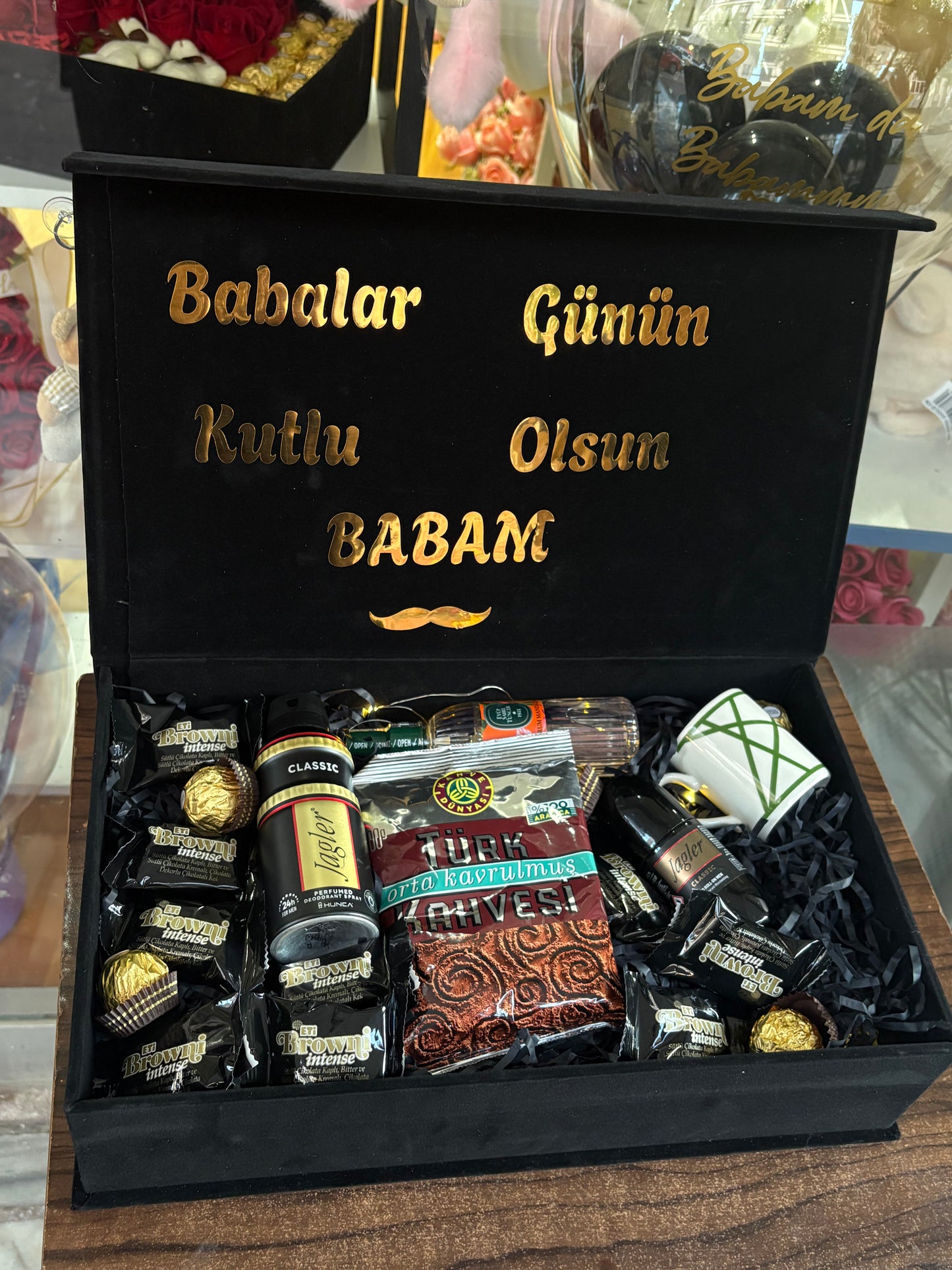 Babalar Günü Hediye Kutusu – Türk Kahveli ve Çikolatalı Premium Erkek Hediye Seti