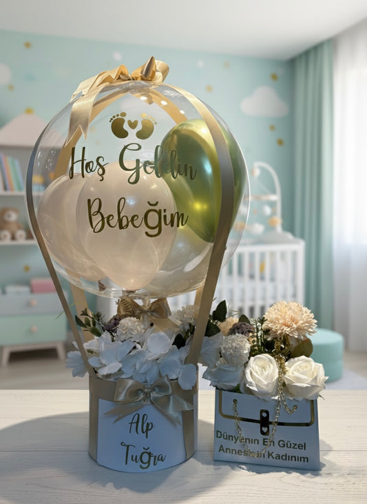 Kişiye Özel Hoş Geldin Bebeğim Balon Kutusu – Altın Detaylı Premium Yeni Doğan Hediye Seti