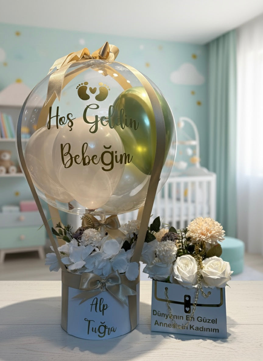 Kişiye Özel Hoş Geldin Bebeğim Balon Kutusu – Altın Detaylı Premium Yeni Doğan Hediye Seti