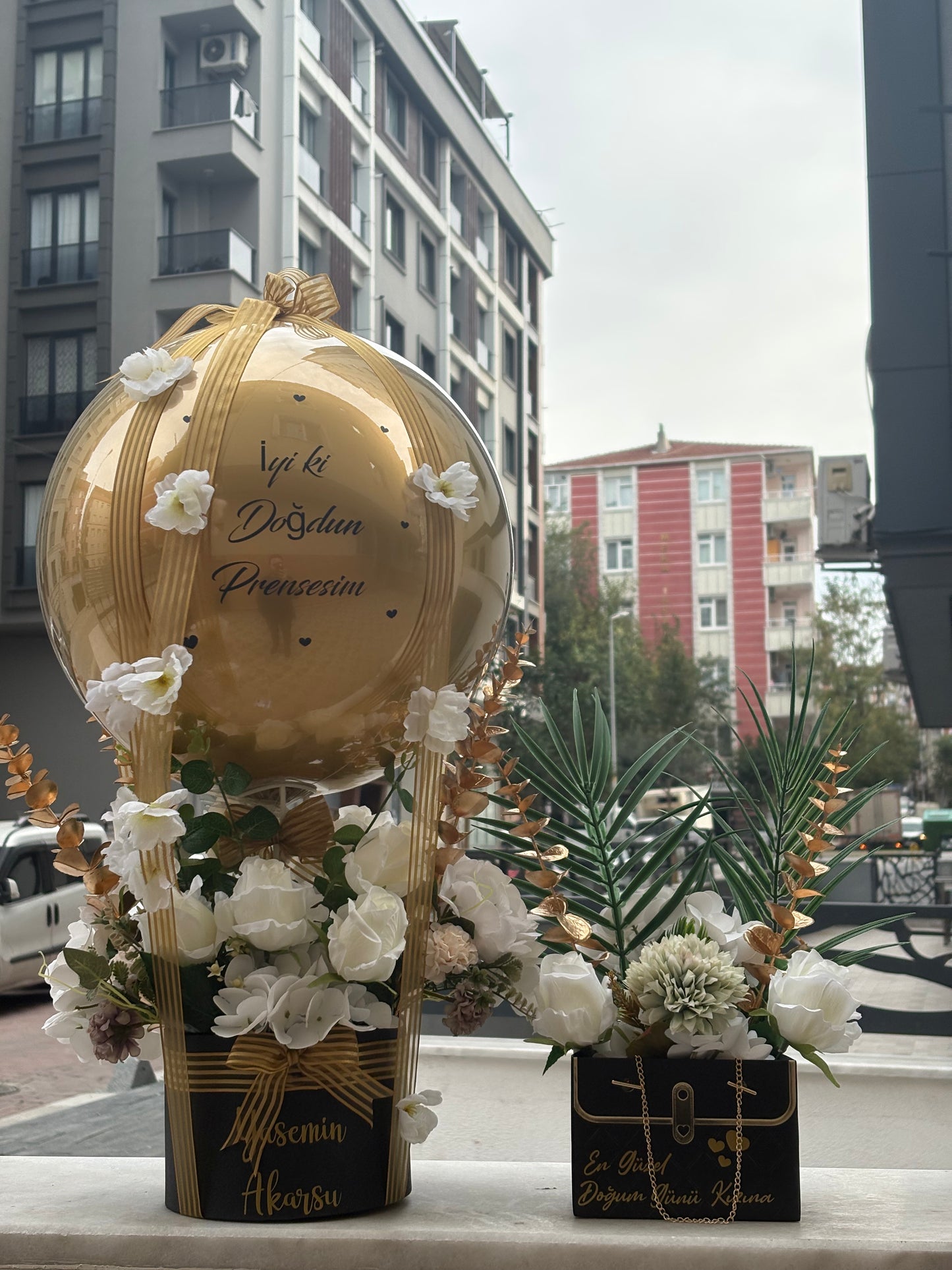 Doğum Günü & Yıl Dönümü Premium Hediye Balon Kutusu – Kişiye Özel